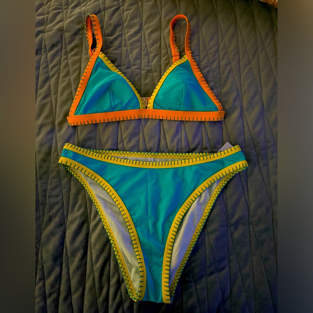 BNWT Cupshe Bathing suit